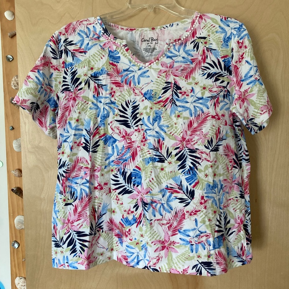 Coral Bay Tropical Pink Flamingos and Palm Trees Top Women’s Size Petite Large